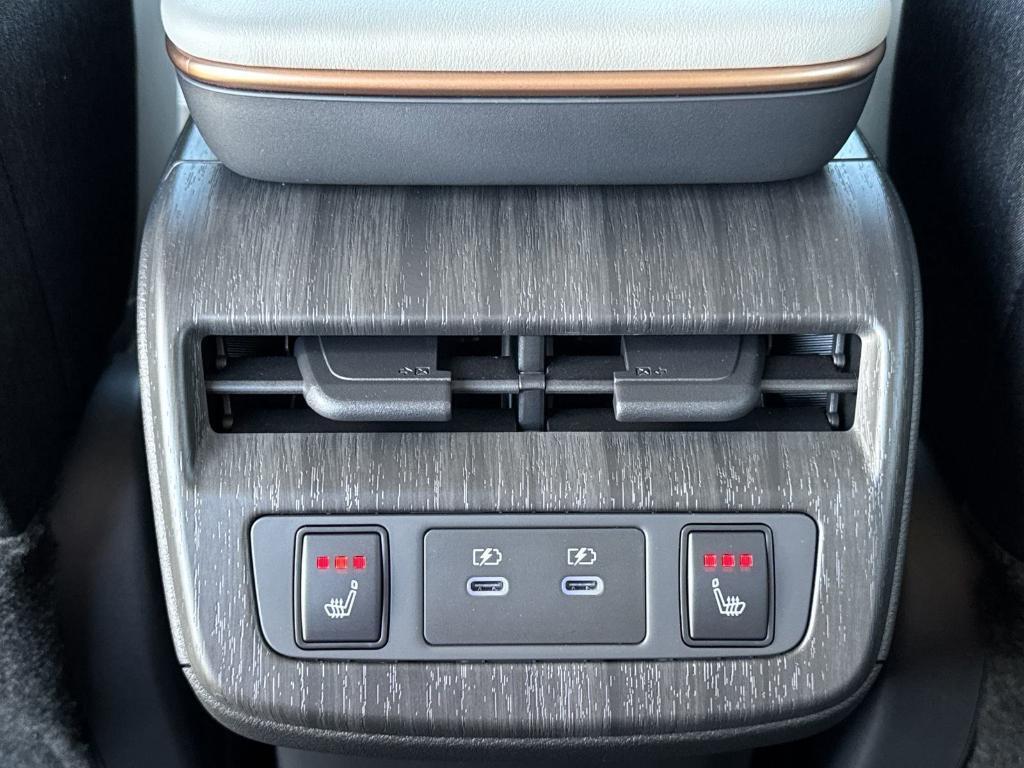 new 2025 Nissan ARIYA car, priced at $47,600