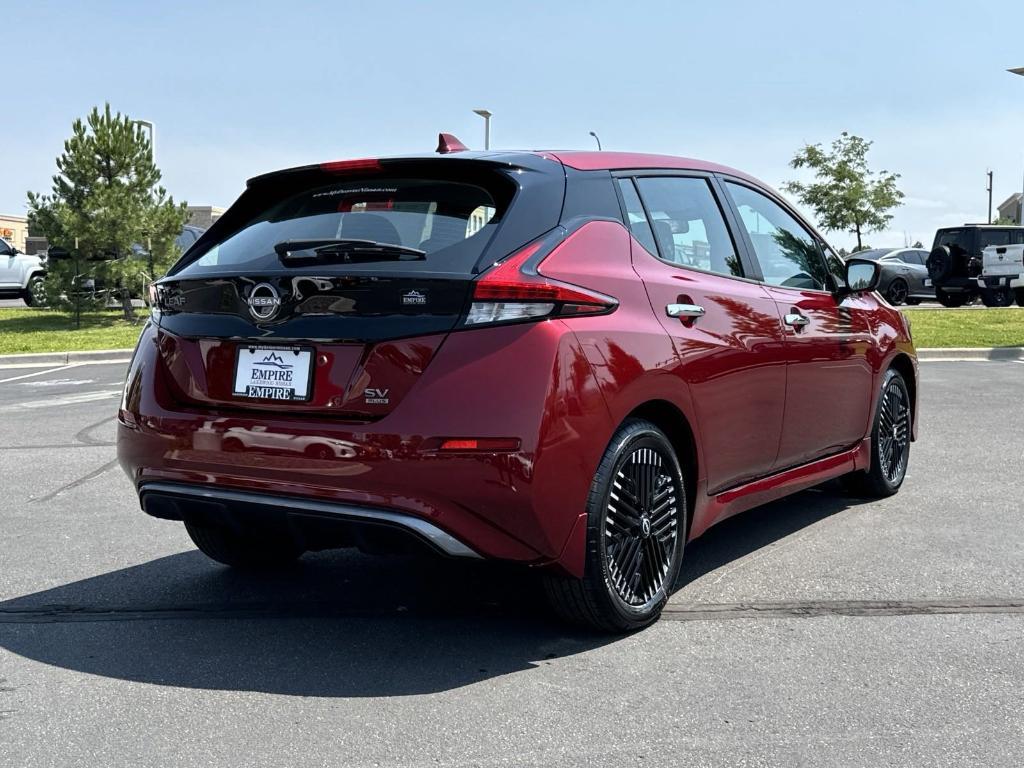 new 2025 Nissan Leaf car