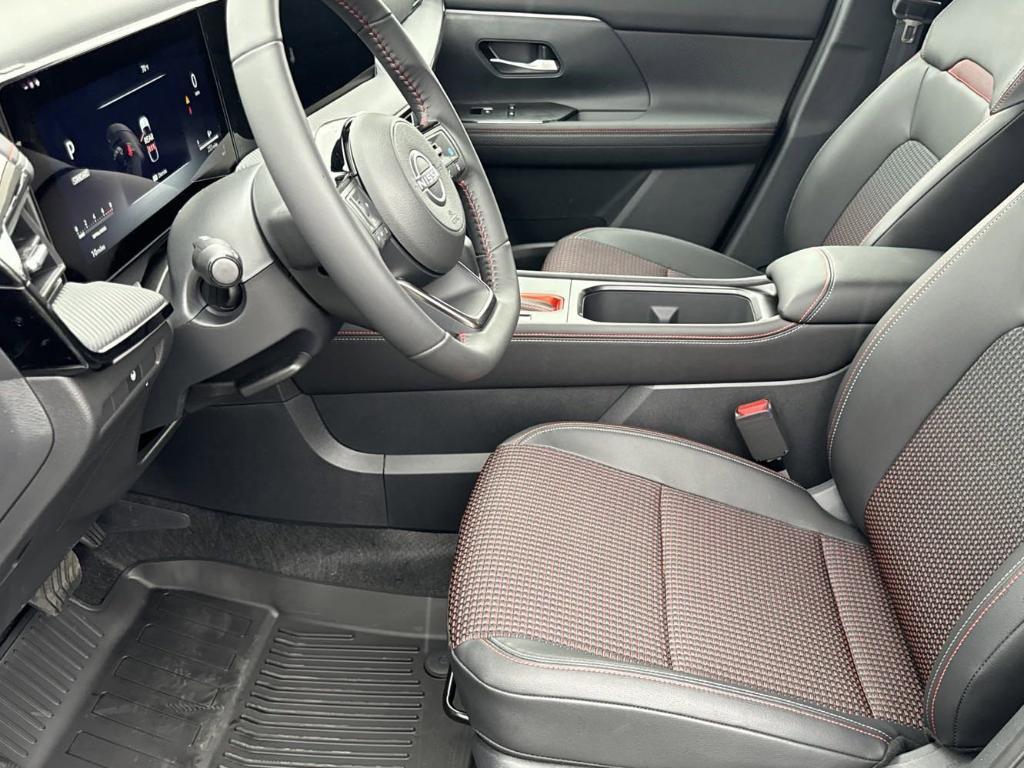 new 2025 Nissan Kicks car, priced at $30,115