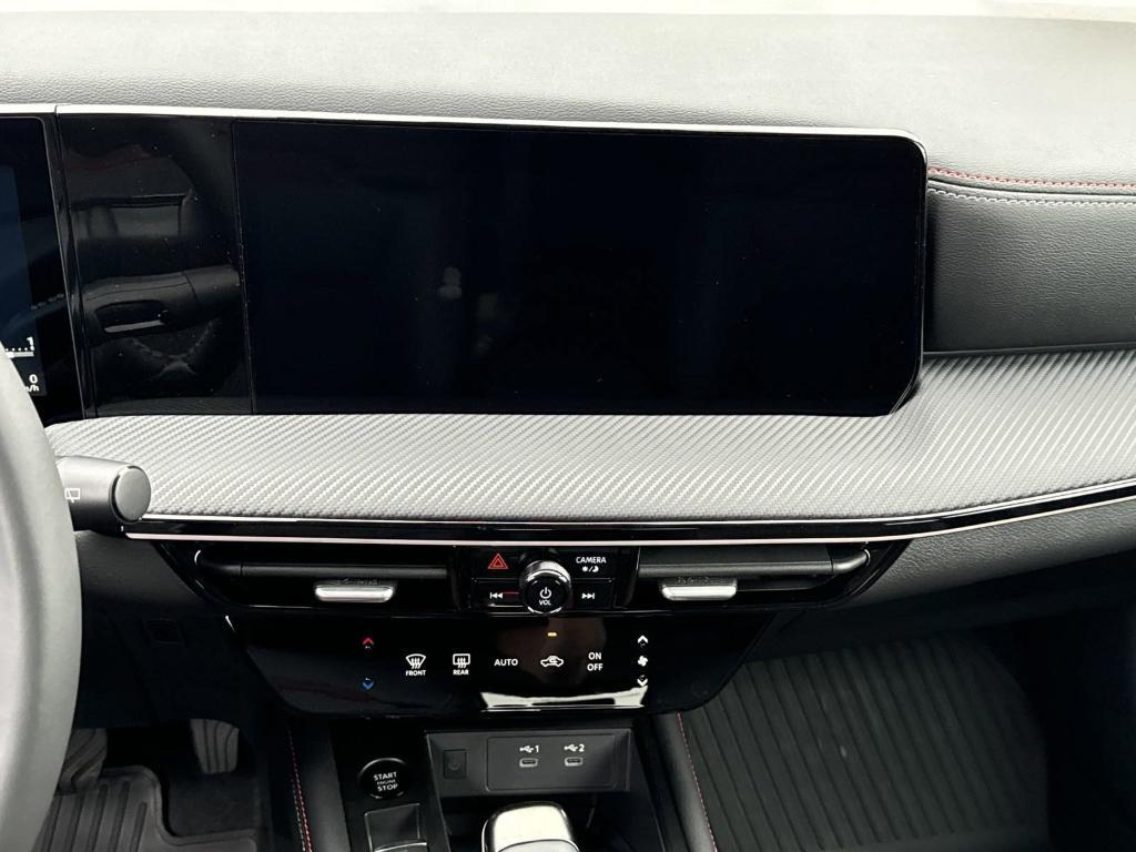 new 2025 Nissan Kicks car, priced at $30,115