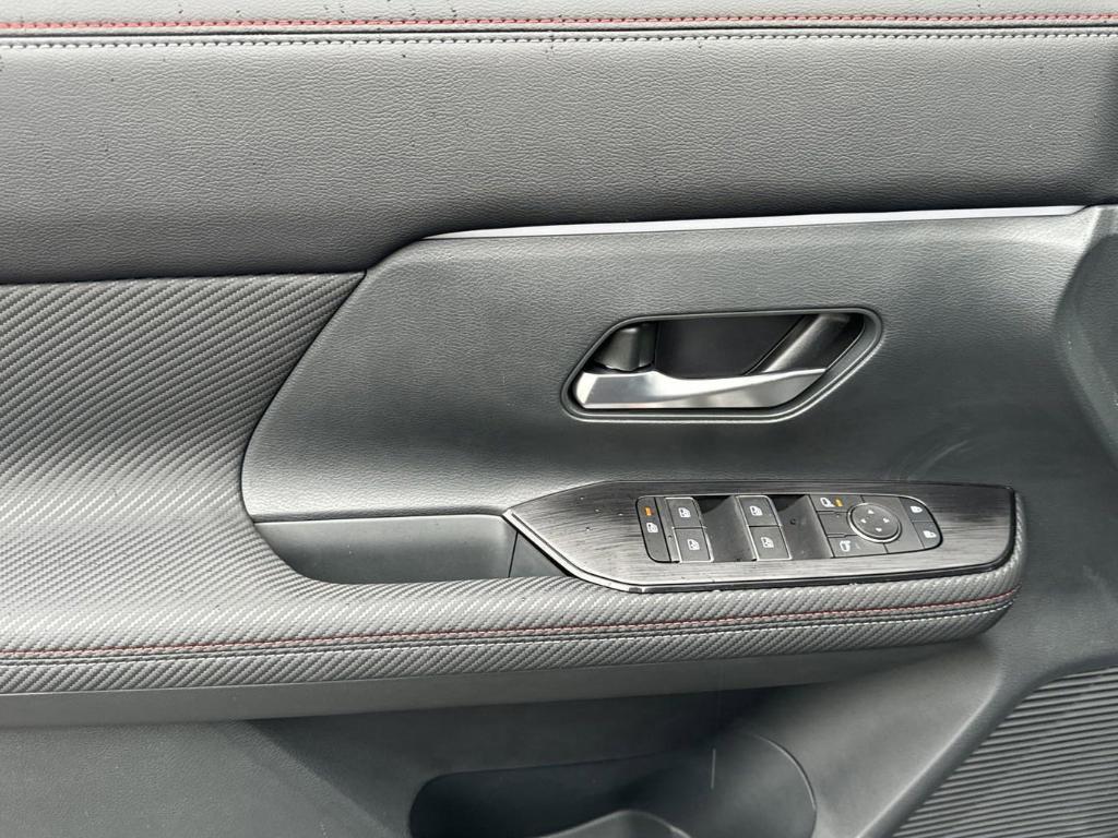 new 2025 Nissan Kicks car, priced at $30,115