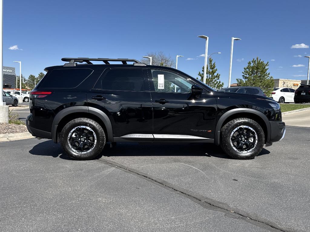 new 2025 Nissan Pathfinder car, priced at $46,505