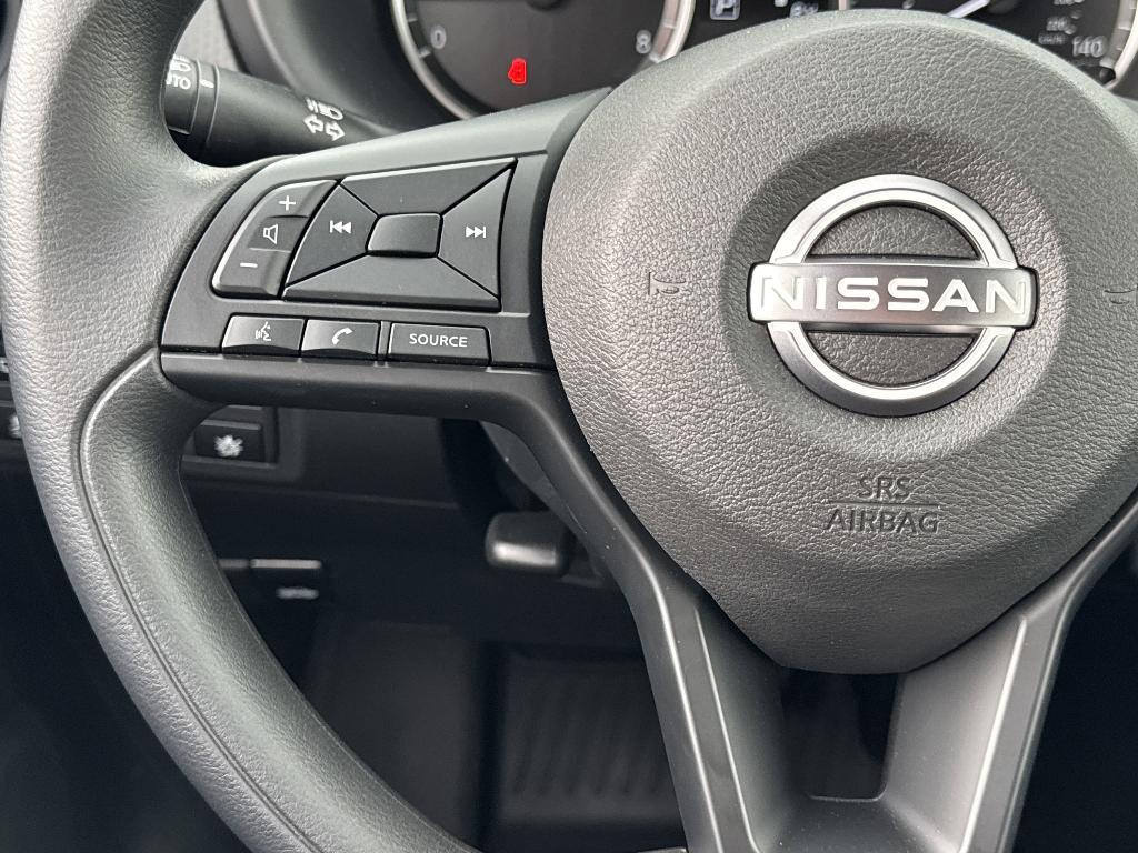 new 2025 Nissan Kicks Play car, priced at $21,997