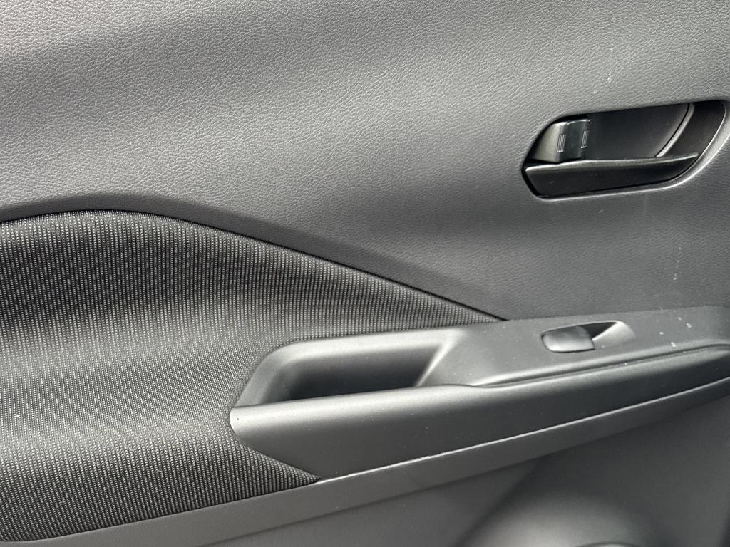 new 2025 Nissan Kicks Play car, priced at $21,997