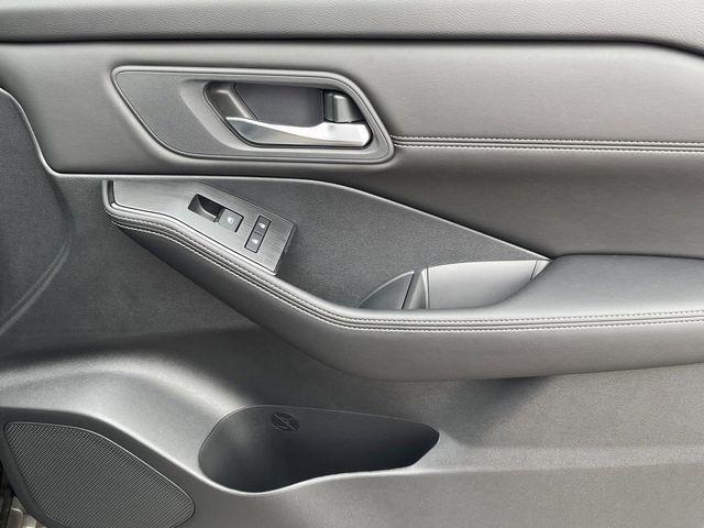 new 2025 Nissan Rogue car, priced at $35,745