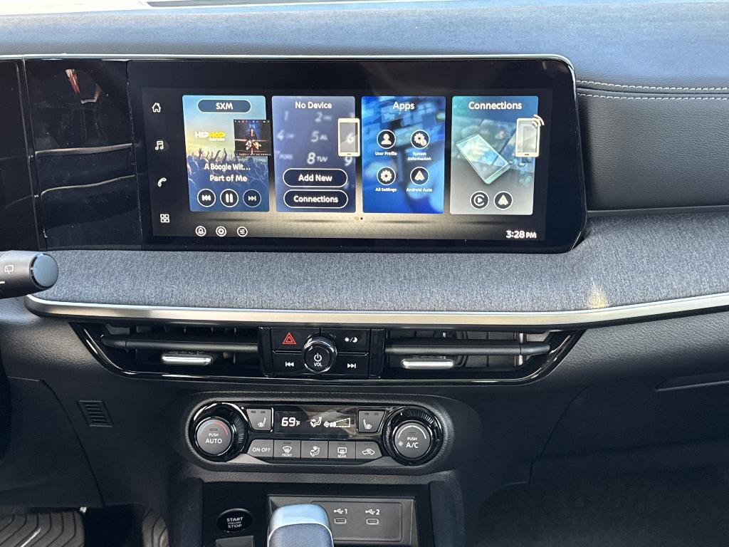 new 2026 Nissan Kicks car, priced at $29,390