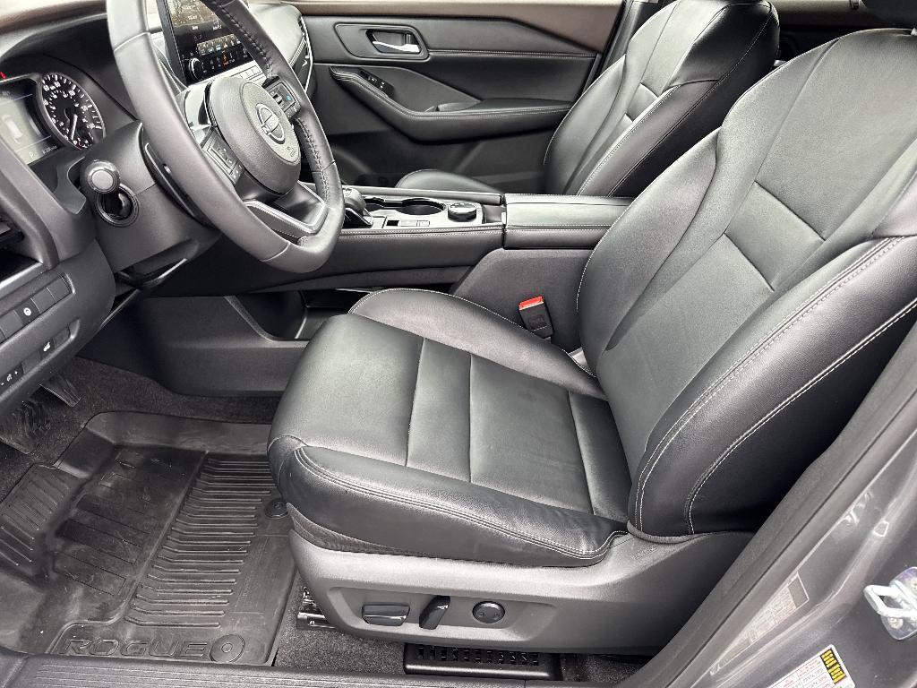 used 2023 Nissan Rogue car, priced at $31,198