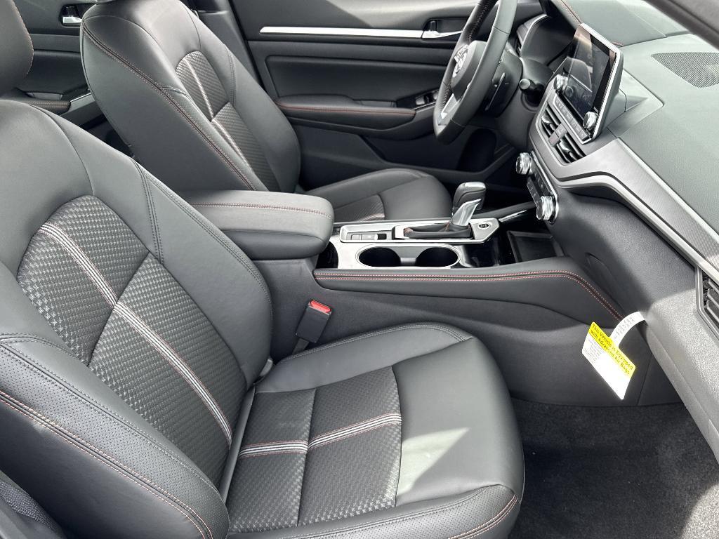 new 2025 Nissan Altima car, priced at $32,080