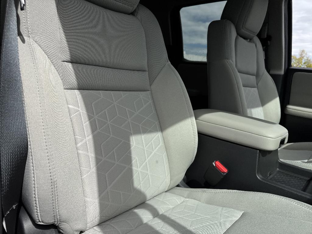 new 2025 Nissan Frontier car, priced at $40,735