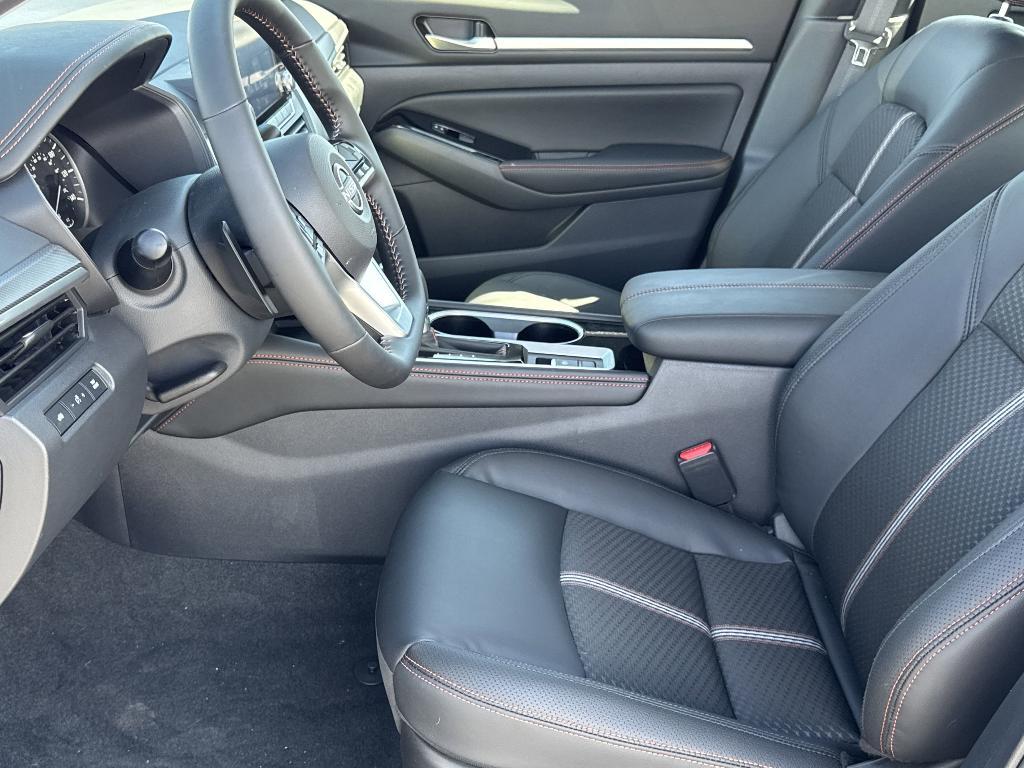 new 2025 Nissan Altima car, priced at $32,800