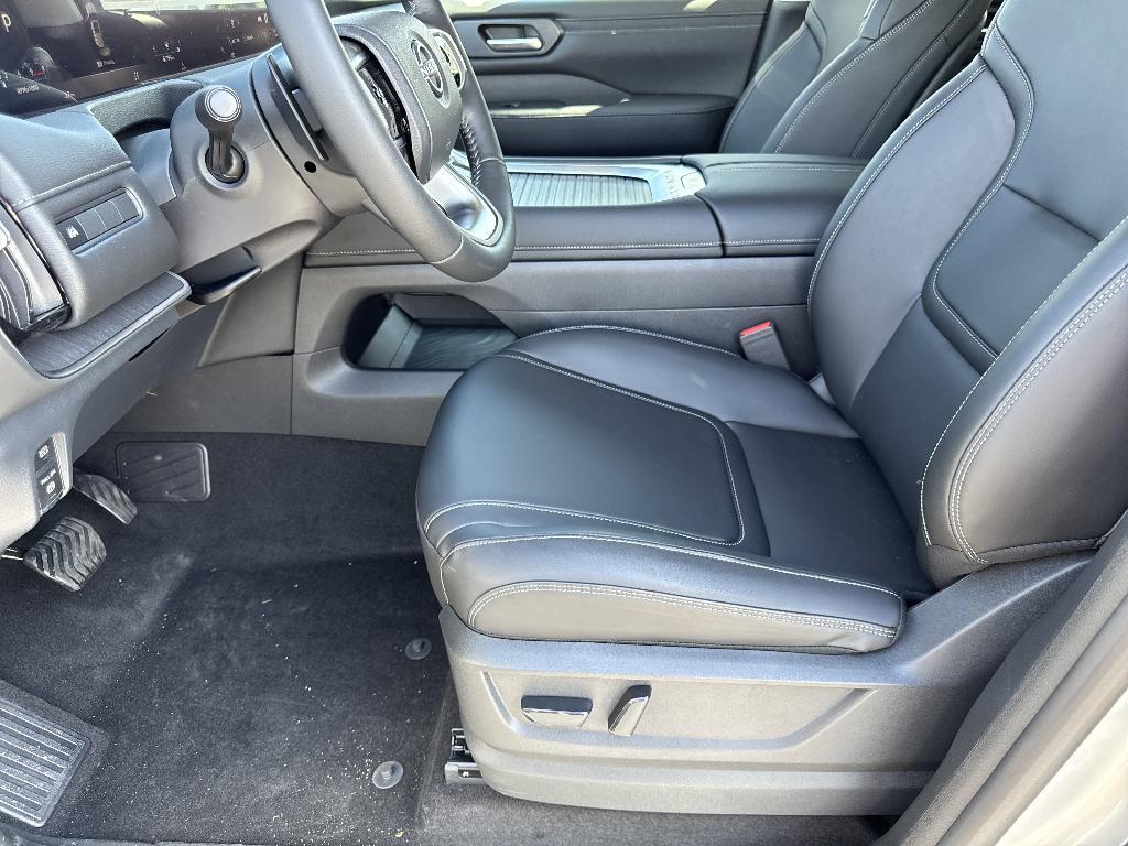 new 2025 Nissan Armada car, priced at $62,480