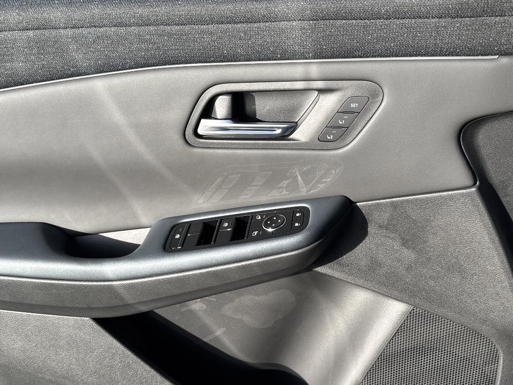 new 2026 Nissan Leaf car, priced at $42,335