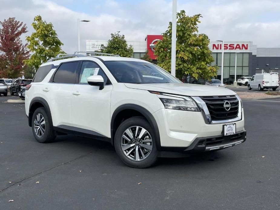 new 2024 Nissan Pathfinder car, priced at $47,135