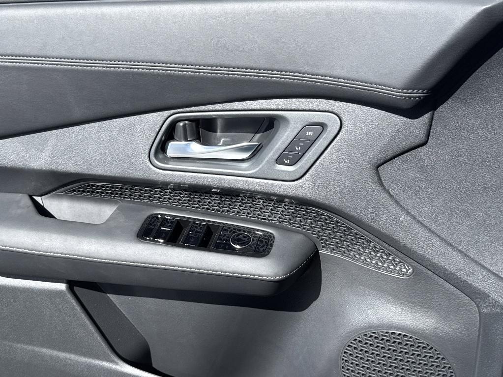 new 2025 Nissan ARIYA car, priced at $51,175