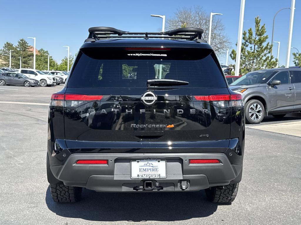 new 2025 Nissan Pathfinder car