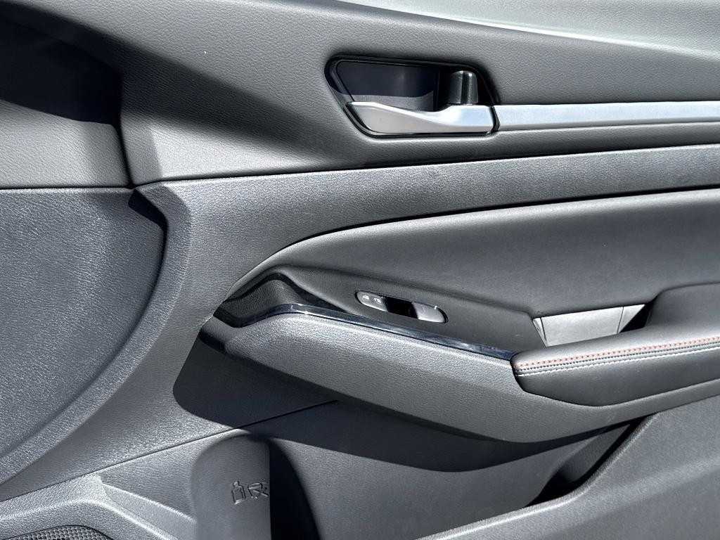 new 2025 Nissan Altima car, priced at $33,712