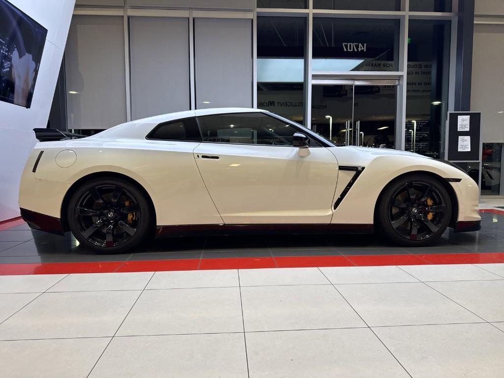 used 2010 Nissan GT-R car, priced at $71,599