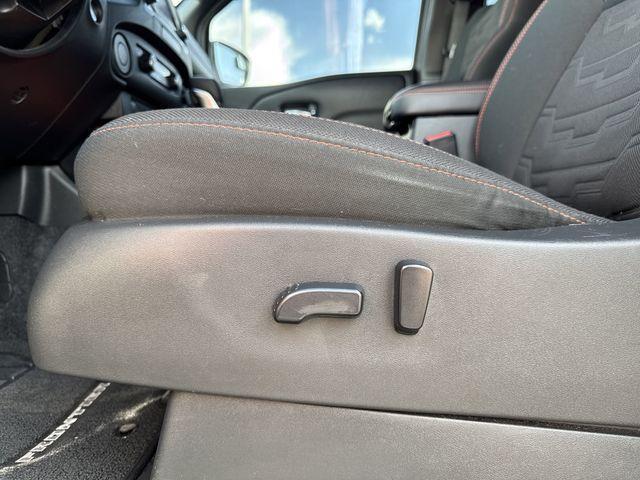 used 2022 Nissan Frontier car, priced at $27,098