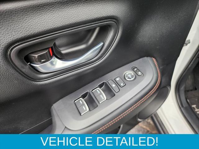 used 2025 Honda HR-V car, priced at $29,340