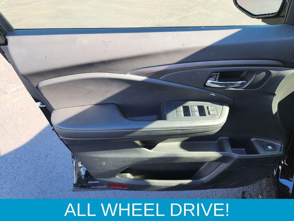 used 2024 Honda Ridgeline car, priced at $34,555