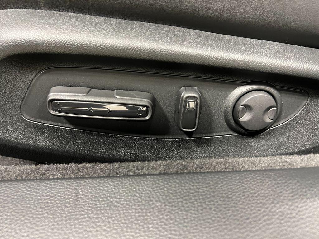 new 2025 Honda Accord Hybrid car, priced at $37,666