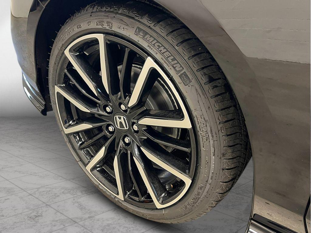 new 2025 Honda Accord Hybrid car, priced at $37,665