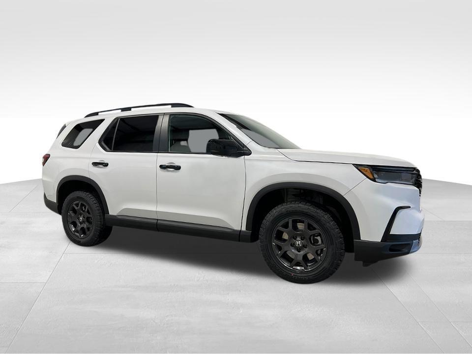 new 2025 Honda Pilot car, priced at $51,350