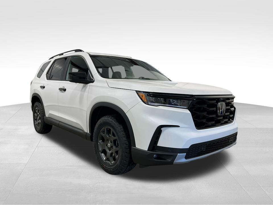 new 2025 Honda Pilot car, priced at $51,350