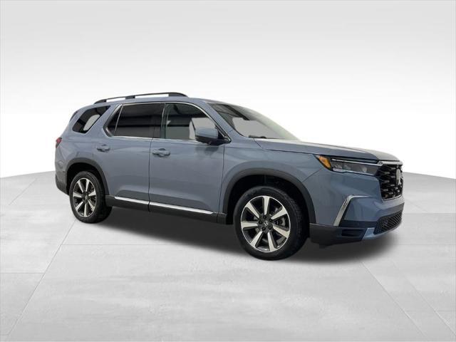 new 2025 Honda Pilot car, priced at $52,604