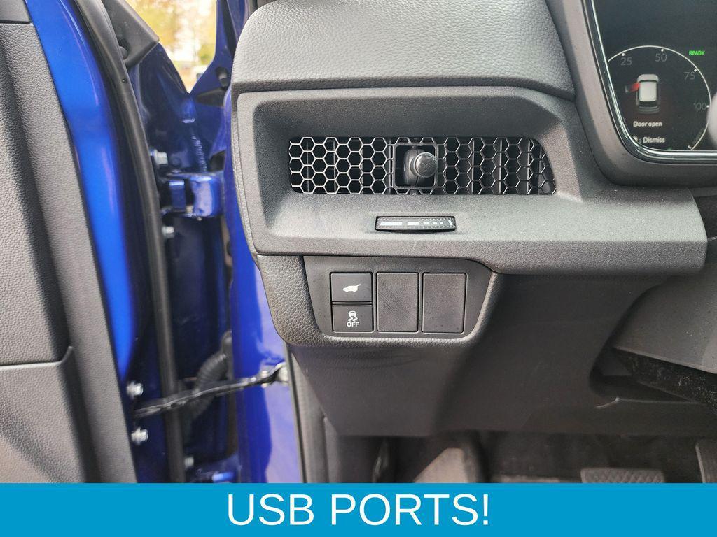 used 2025 Honda CR-V Hybrid car, priced at $39,000