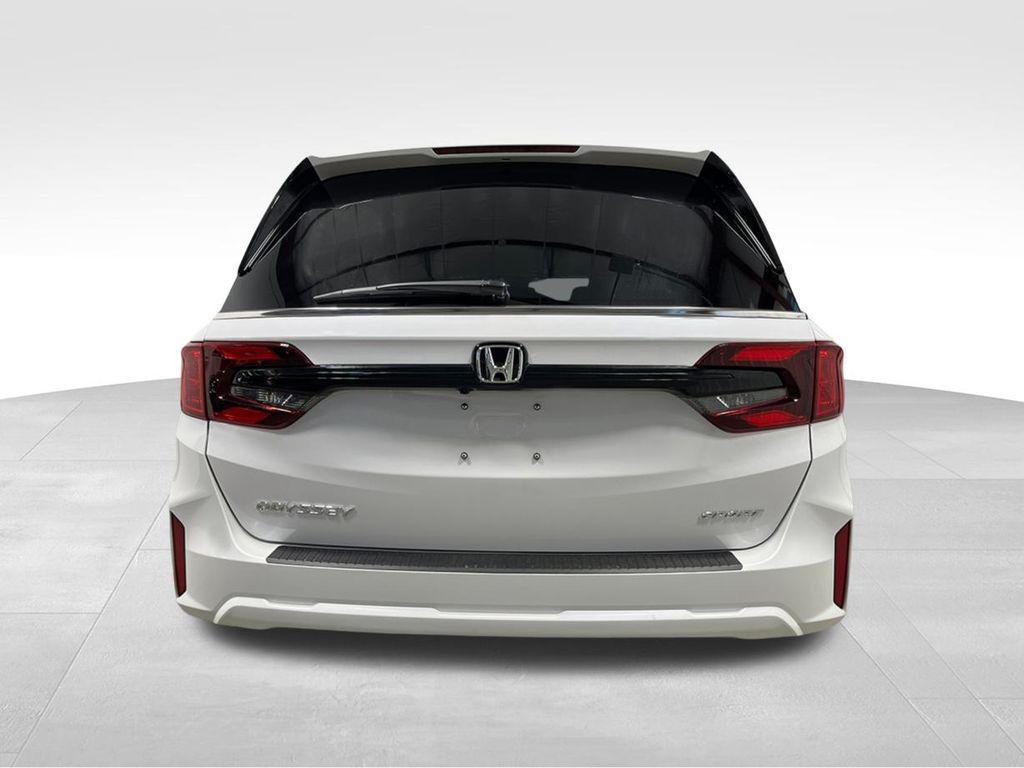 new 2025 Honda Odyssey car, priced at $42,558
