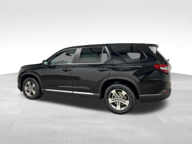 new 2025 Honda Pilot car, priced at $45,875