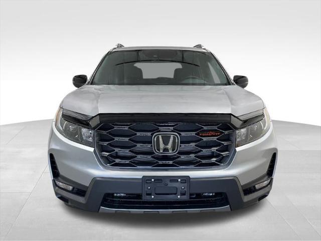 new 2025 Honda Passport car, priced at $43,605