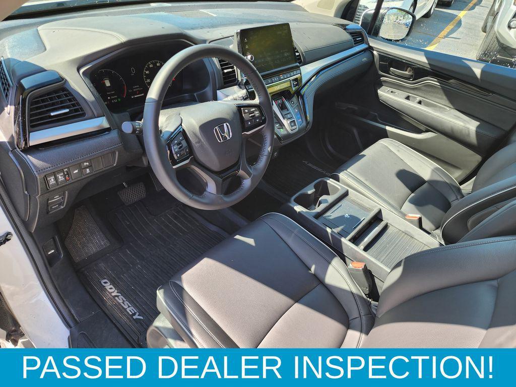 used 2025 Honda Odyssey car, priced at $44,000