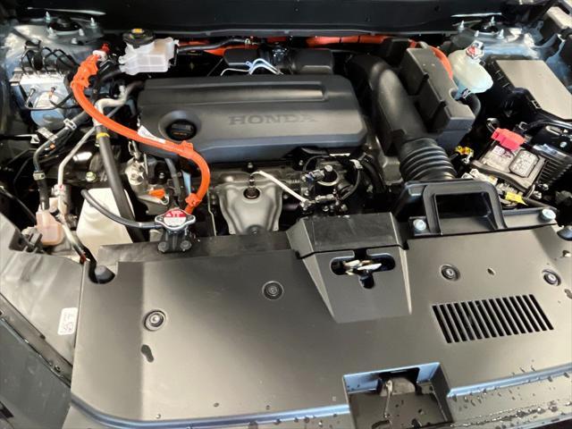 new 2026 Honda CR-V Hybrid car, priced at $39,960