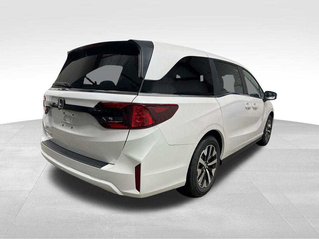 new 2026 Honda Odyssey car, priced at $43,104
