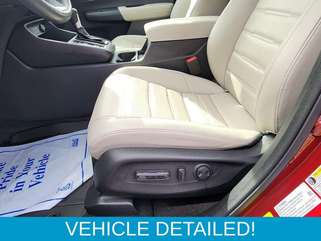 used 2025 Honda CR-V car, priced at $35,654