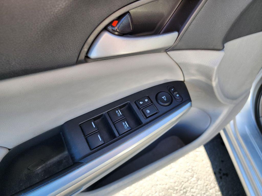 used 2009 Honda Accord car, priced at $9,999