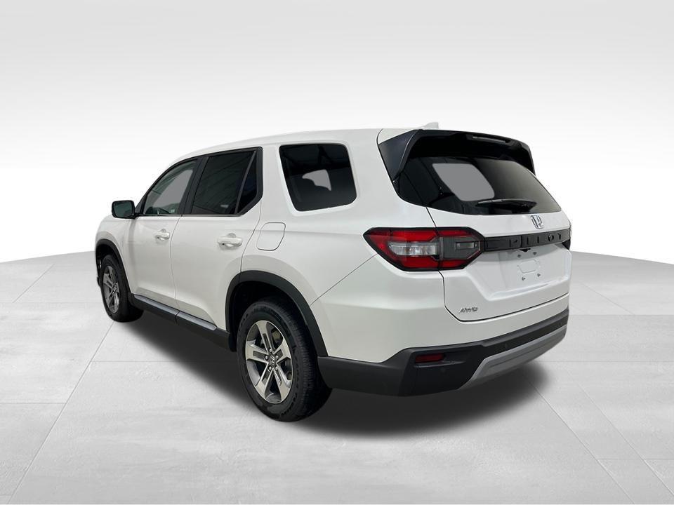 new 2025 Honda Pilot car, priced at $47,550