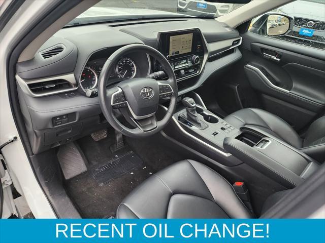 used 2024 Toyota Highlander car, priced at $38,966