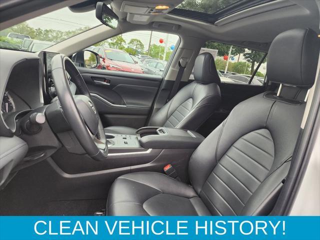 used 2024 Toyota Highlander car, priced at $38,966