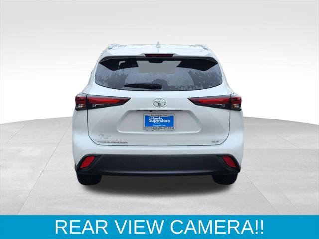 used 2024 Toyota Highlander car, priced at $38,966