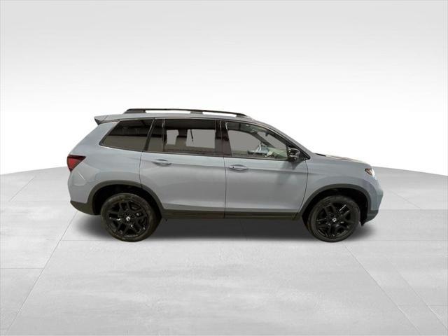 new 2025 Honda Passport car, priced at $46,318