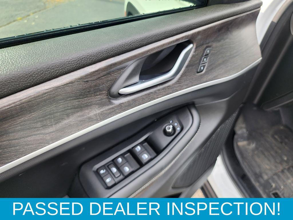 used 2023 Jeep Grand Cherokee L car, priced at $31,000
