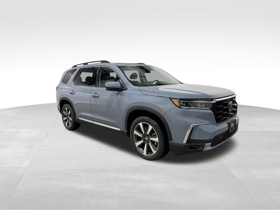 new 2025 Honda Pilot car, priced at $48,298