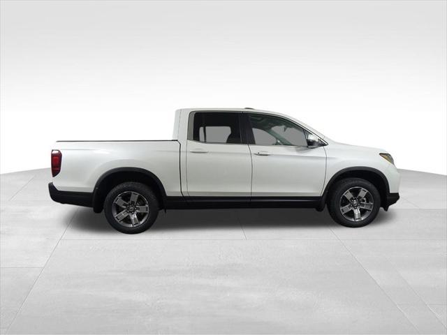 new 2025 Honda Ridgeline car, priced at $42,138