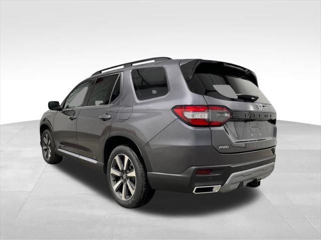 new 2025 Honda Pilot car, priced at $56,250