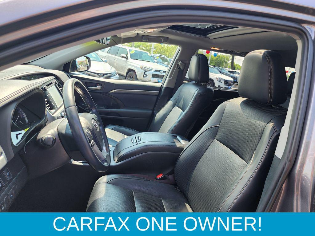 used 2019 Toyota Highlander car, priced at $26,830