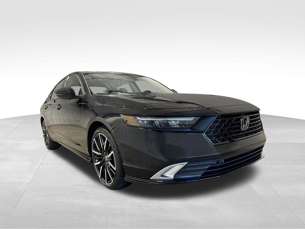 new 2025 Honda Accord Hybrid car, priced at $38,929