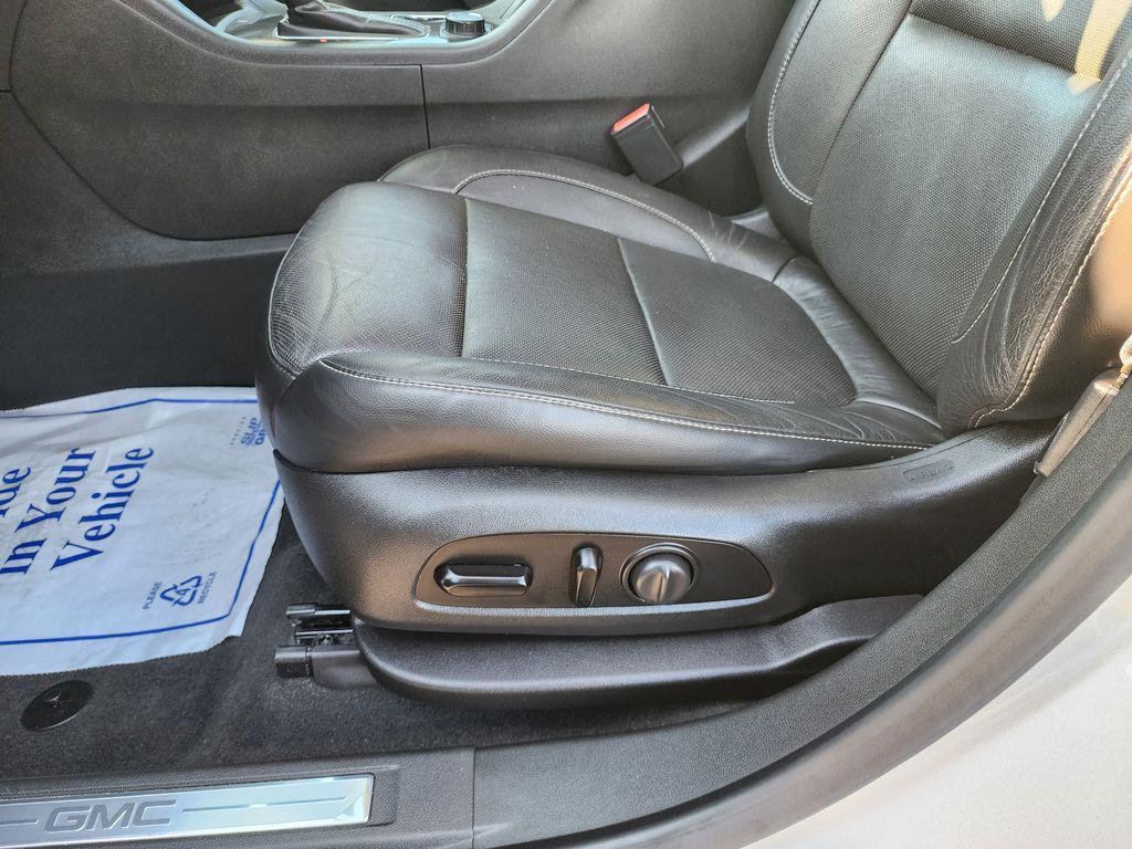 used 2017 GMC Acadia car, priced at $14,774